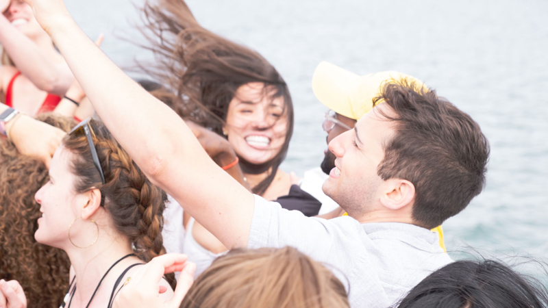 High school prom & graduation parties on a yacht in San Diego image